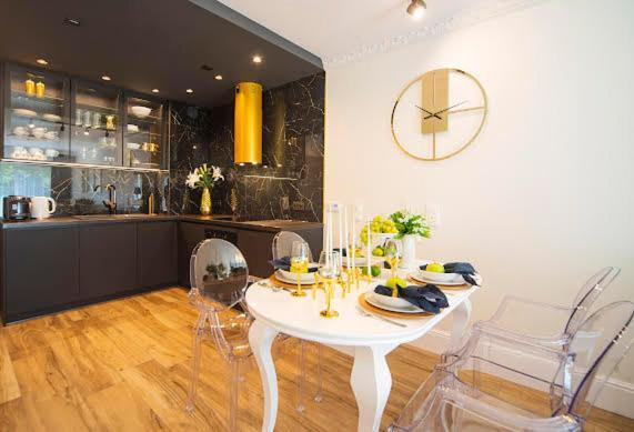 Trevilles Apartamenty - Golden Eye Szklarska Poreba Bagian luar foto